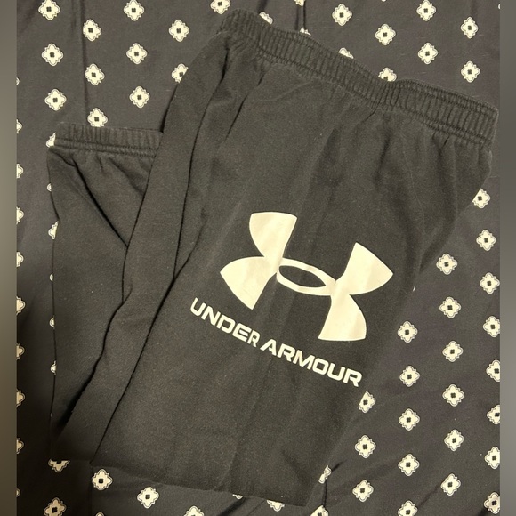 Under Armour Other - Under Armour toddler faded black Sweatpants-size 6/7